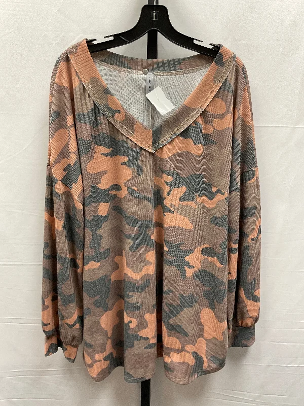 Top Long Sleeve By Honeyme In Camouflage Print, Size: Xxxl