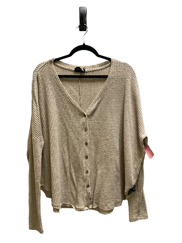 Top Long Sleeve By Urban Outfitters In Tan, Size: M