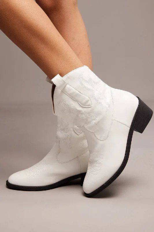 White Western Embroidered Cowboy Ankle Boots