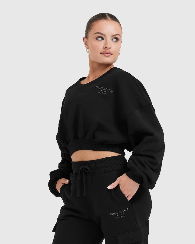 All Day Est 2020 Crop V-Neck Sweatshirt | Black