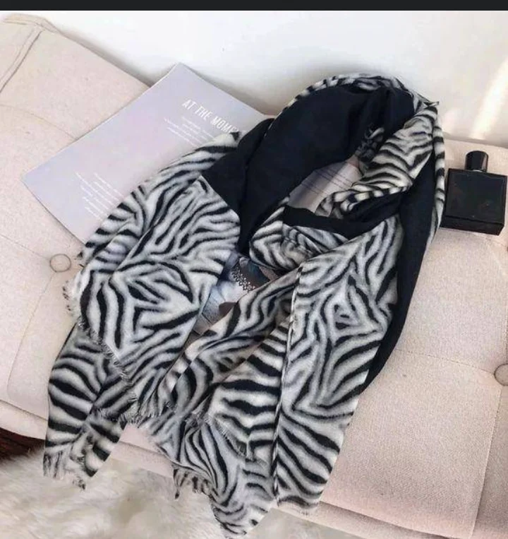 Black & White Leopard print scarf