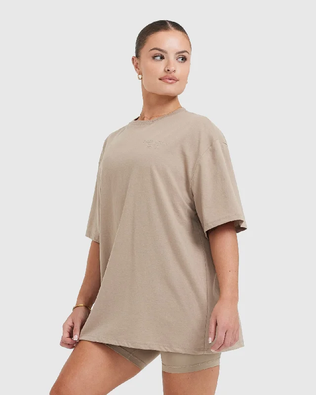 Classic Lifters Graphic Oversized Lightweight T-Shirt | Sandstone