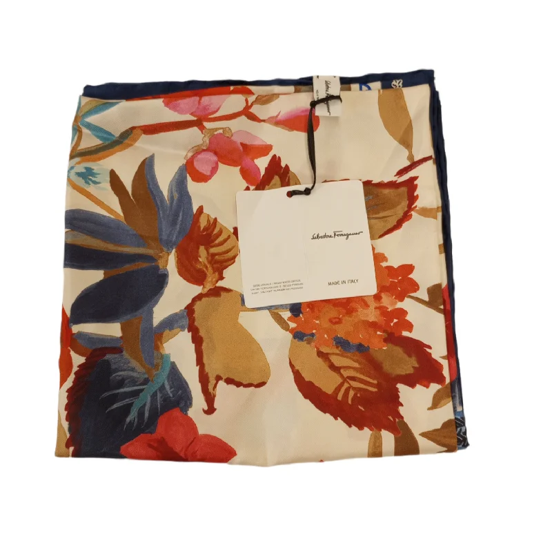 SALVATORE FERRAGAMO Women's 707914 Print Silk Scarf