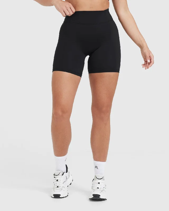 Timeless High Waisted Shorts | Black