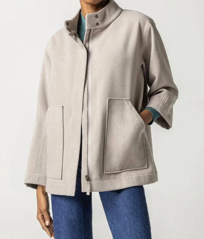 Zip Front Jacket W/ Pockets In Stucco